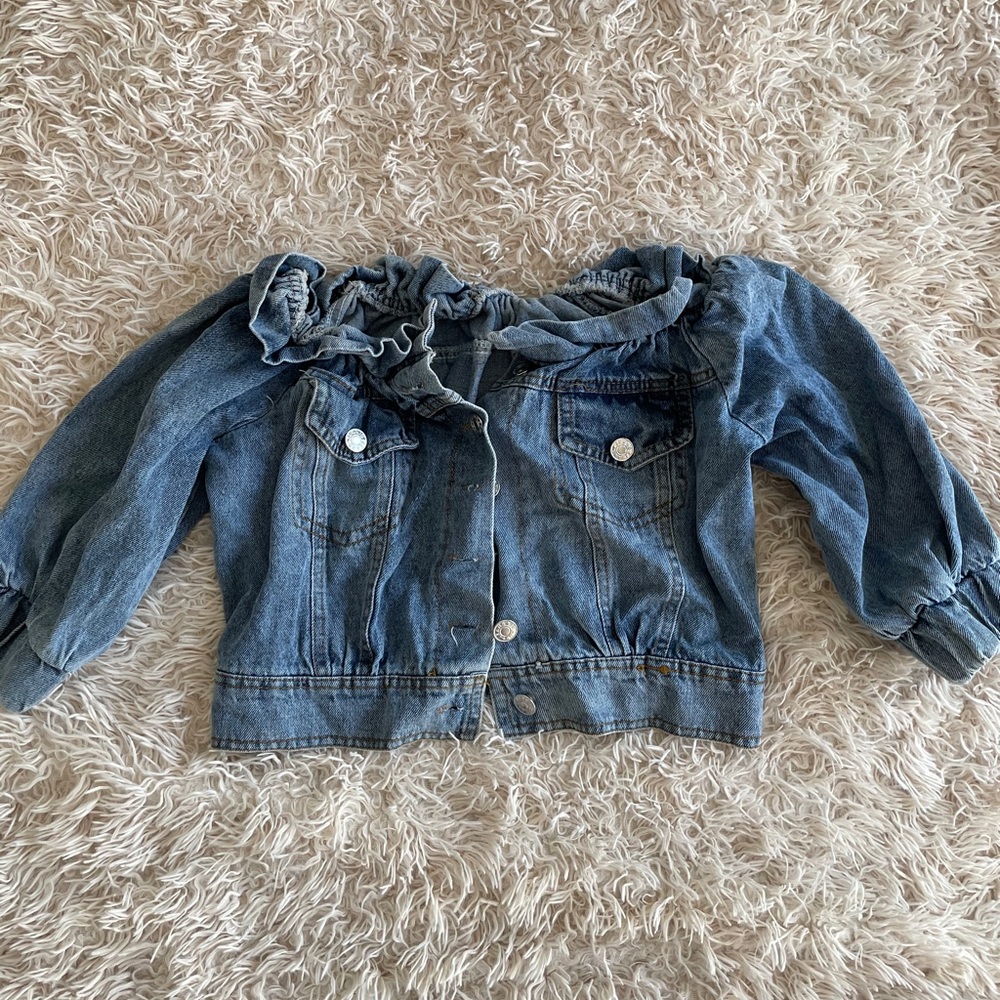 off or on shoulder denim top 💘